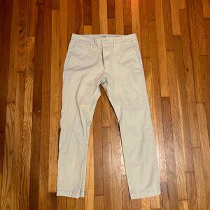 Goodfellow & Co Off White Athletic Slim Fit Chino Pants